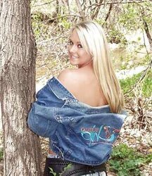 Some more chicks in denim