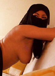 ARABIAN COCKSLUTS