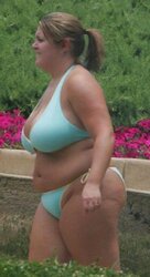 Plumper in public in bathing suits or non fitting clothes