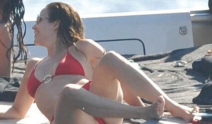 Celebrities #rec Gash, Camel Toes