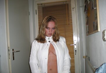 Crazy Blondie Wifey Unsheathed