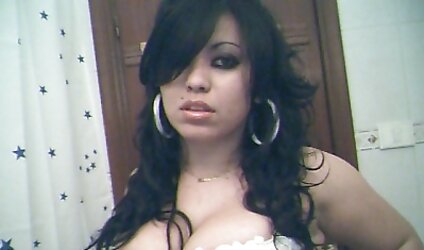 Fresh Random Arab Chicks