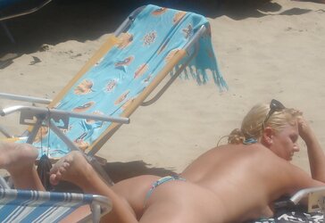 Super-Hot swimsuit arses