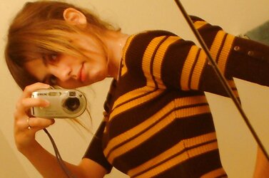 Melody - A Naughty Jiggly Teenager (Lovely)