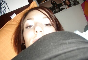 Super-Steamy College Lady Selfshot 2of