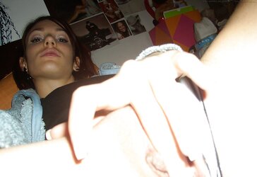 Super-Steamy College Lady Selfshot 2of