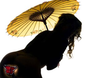 Janine - Cool Silhouette