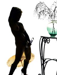 Janine - Cool Silhouette