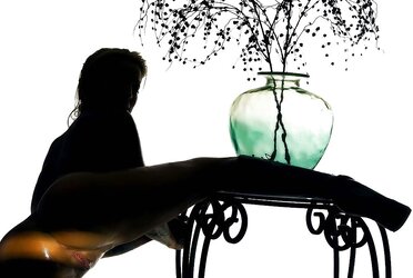 Janine - Cool Silhouette