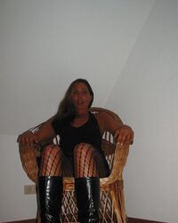 SUPER HOT DAMSELS AND CHICKS X