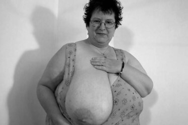 Combination of ample, mature, and MUMMY