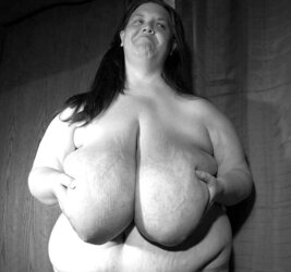 Combination of ample, mature, and MUMMY