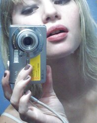 Splendid Delicious Blond Chick