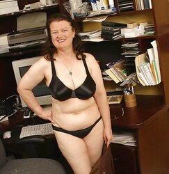 Brassieres on random damsels