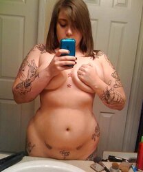 PLUMPER and the mirror
