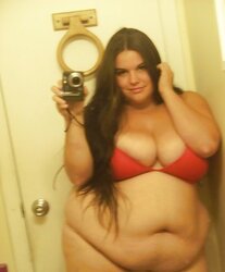 PLUMPER and the mirror