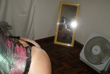 ESPOSAS( BEAUTIFUL PALACE WIFES)