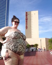 KICKASS PLUMPER