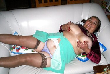 Colombian granny Bell (seventeenth set)