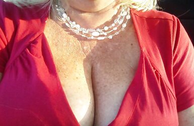 More mature granny selfshot giant mounds
