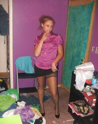 Britney being unsheathed!!!!!