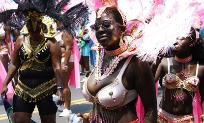 Carnival time!(Camaster)
