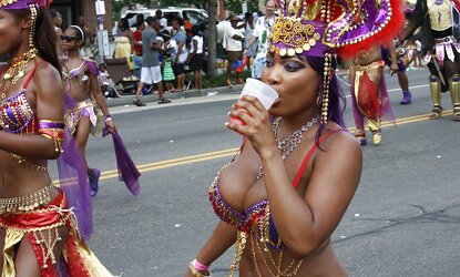 Carnival time!(Camaster)