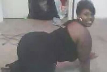 Ebony azz tormentor