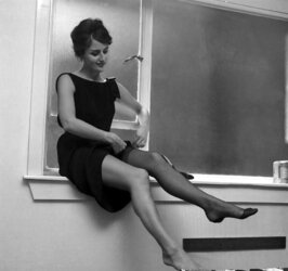 Eve Eden aka Rosa Dolmai