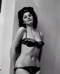 Eve Eden aka Rosa Dolmai