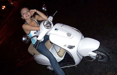 Vespa Women