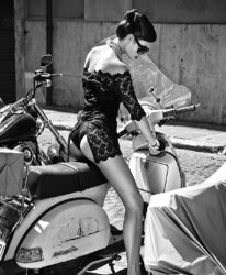 Vespa Women