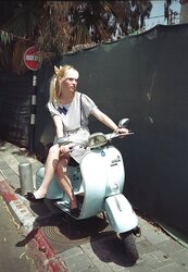 Vespa Women