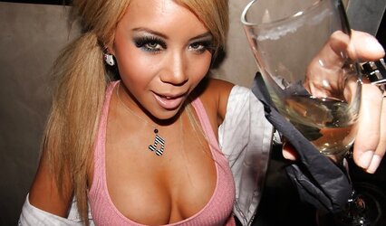The Hottest Of Huge-Titted Teenagers - Edition