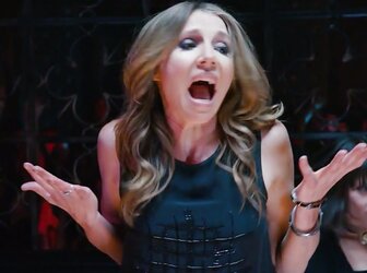 Sarah Chalke WHIPS HER SHAFT OUT!!!