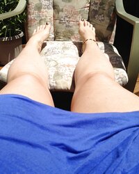 Mega-Bitch.plumper,soles,cockslut