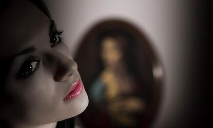 Light and dark-hued