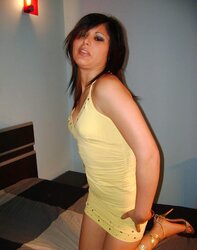 My bevy 49 : ultra-cute mummy in underwear