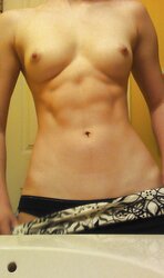 Splendid sporty gal like to be exhibitionistic