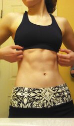 Splendid sporty gal like to be exhibitionistic