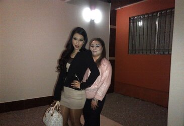 Mexicanas en pantimedias mexican dolls in stockings