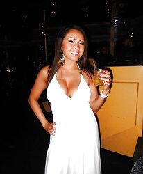 Ladies are just uber-cute!