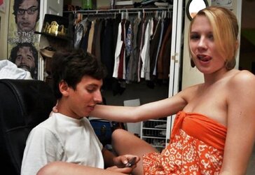 Mega Fuckslut Mingle
