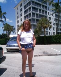 Public Beach Showing Unshaved Snatch
