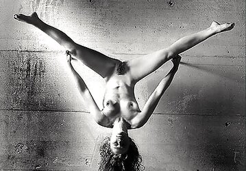 KEY - Monochrome 16 Lithe Fledgling and Professional