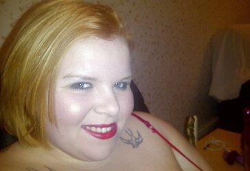 Fat Buxom Scarlett