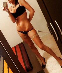 Stella Lina mouna