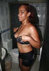 DARK-HUED DAMSEL VIVIANA