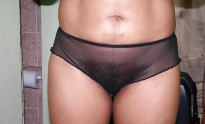 DARK-HUED DAMSEL VIVIANA