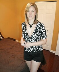 SmutDates.com User passport JoyceSwings